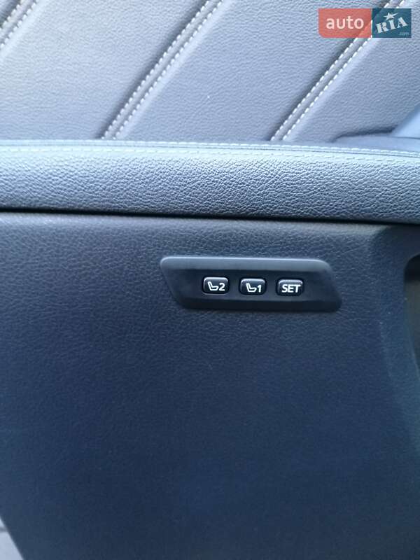 Универсал Toyota Avensis 2016 в Николаеве