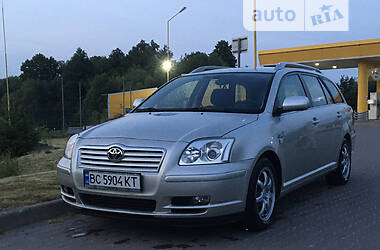 Універсал Toyota Avensis 2006 в Бродах