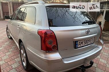 Универсал Toyota Avensis 2006 в Житомире