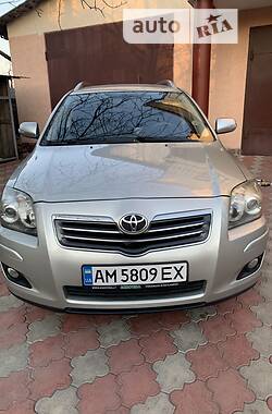 Универсал Toyota Avensis 2006 в Житомире