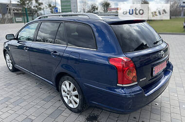 Универсал Toyota Avensis 2005 в Луцке