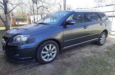 Универсал Toyota Avensis 2007 в Чернигове