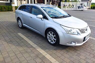 Универсал Toyota Avensis 2010 в Стрые