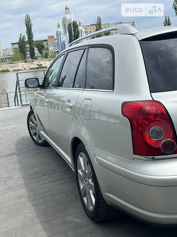 Універсал Toyota Avensis 2008 в Вінниці