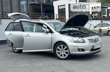 Универсал Toyota Avensis 2008 в 