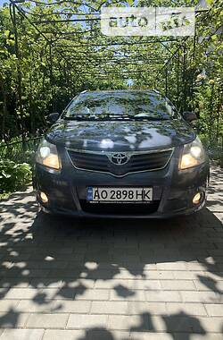 Универсал Toyota Avensis 2009 в Ужгороде