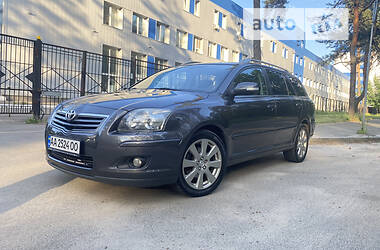 Универсал Toyota Avensis 2007 в Киеве