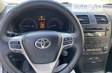 Универсал Toyota Avensis 2010 в Сумах