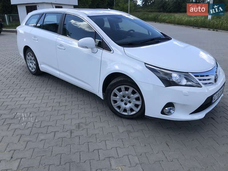 Универсал Toyota Avensis 2013 в Косове