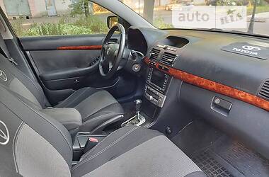 Седан Toyota Avensis 2006 в Одессе