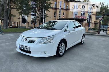 Седан Toyota Avensis 2010 в Броварах