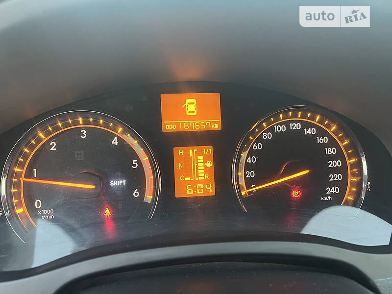 Універсал Toyota Avensis 2010 в Львові