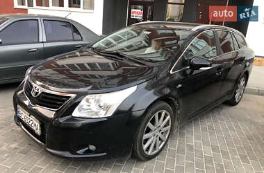 Универсал Toyota Avensis 2010 в Львове