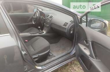 Универсал Toyota Avensis 2008 в Каменке