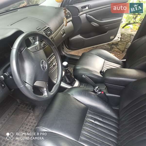 Универсал Toyota Avensis 2008 в Запорожье