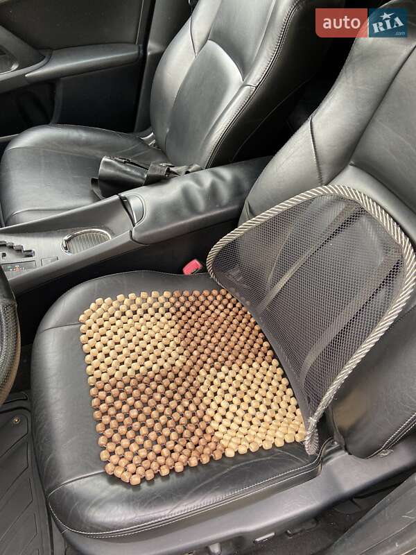 Универсал Toyota Avensis 2008 в Рени