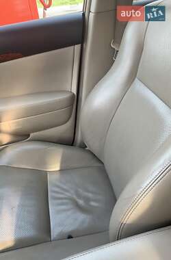 Универсал Toyota Avensis 2005 в 