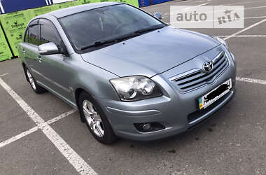 Toyota Avensis 2008