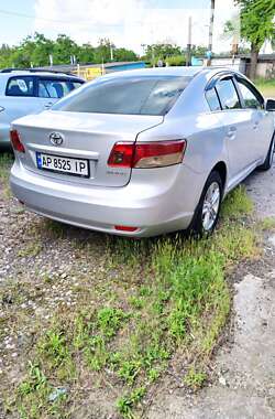 Седан Toyota Avensis 2009 в Никополе