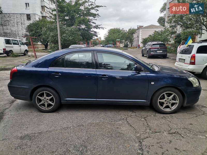 Toyota Avensis 2005