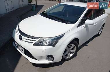 Toyota Avensis 2012