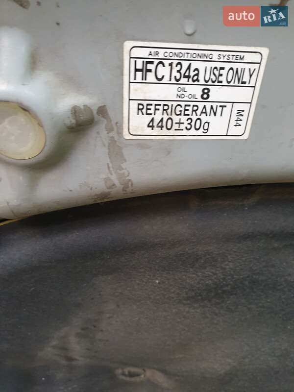 Універсал Toyota Avensis 2003 в Чорткові