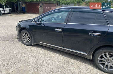 Универсал Toyota Avensis 2012 в Южноукраинске