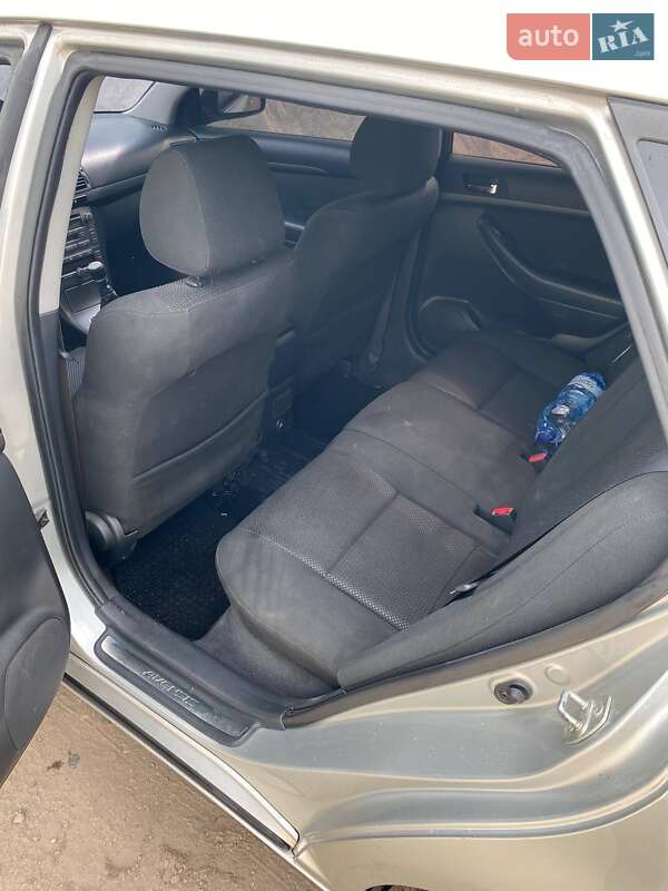 Универсал Toyota Avensis 2006 в Александровке