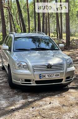 Универсал Toyota Avensis 2004 в Ровно