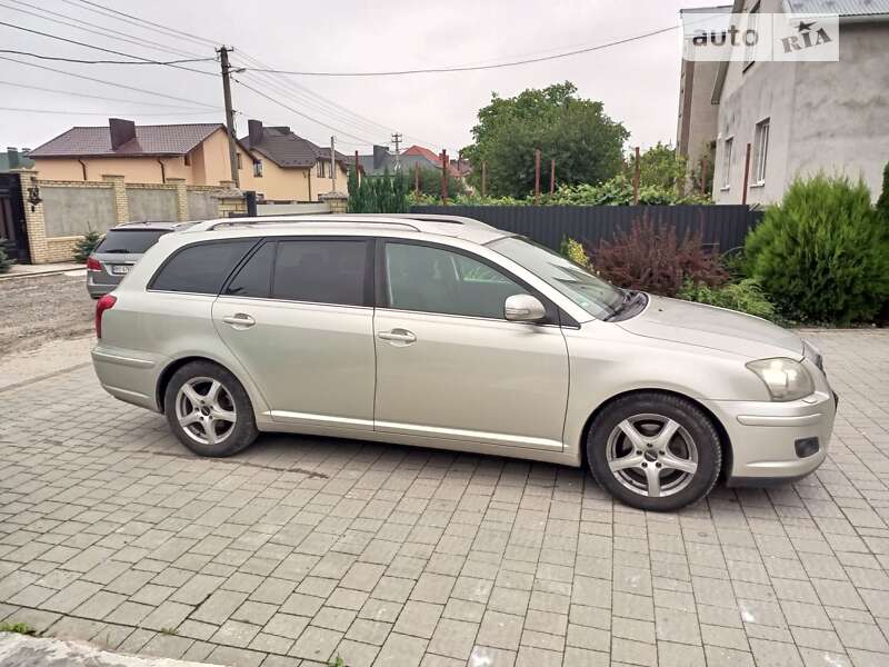 Универсал Toyota Avensis 2006 в Тернополе