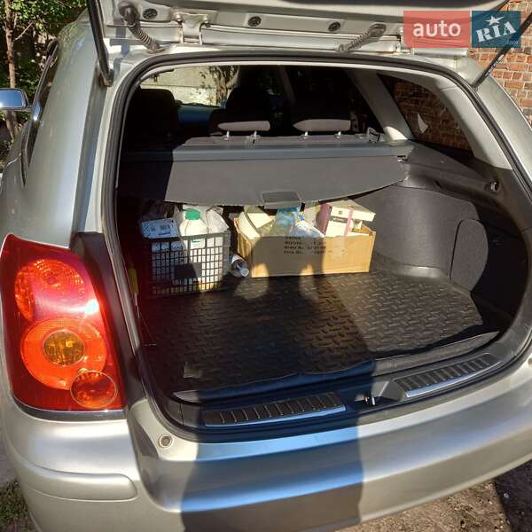 Универсал Toyota Avensis 2003 в Конотопе