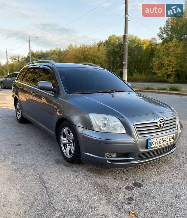 Универсал Toyota Avensis 2003 в Житомире