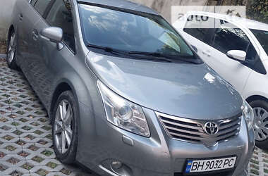 Седан Toyota Avensis 2010 в Одессе