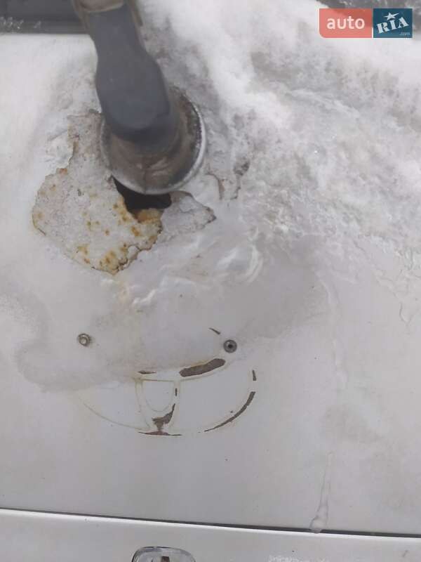 Универсал Toyota Avensis 2002 в Лановцах