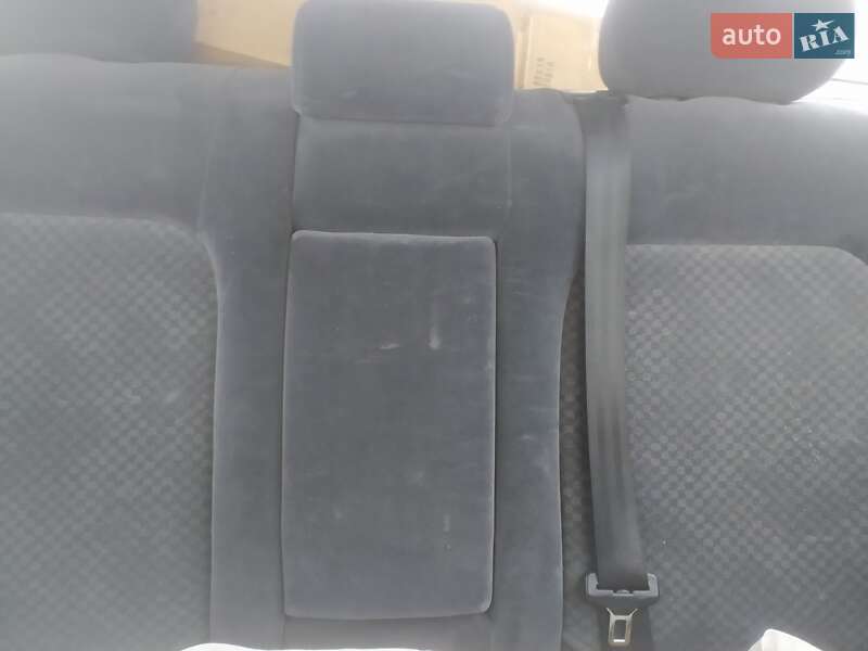 Универсал Toyota Avensis 2002 в Лановцах