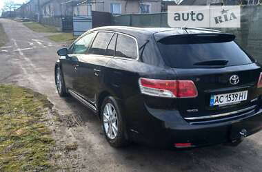 Универсал Toyota Avensis 2011 в Горохове