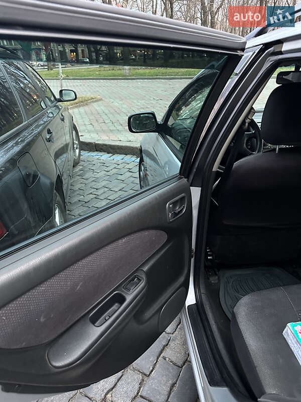 Универсал Toyota Avensis 2000 в Одессе