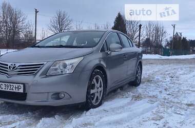 Седан Toyota Avensis 2011 в Львове