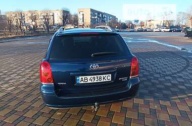 Універсал Toyota Avensis 2006 в Гайсину