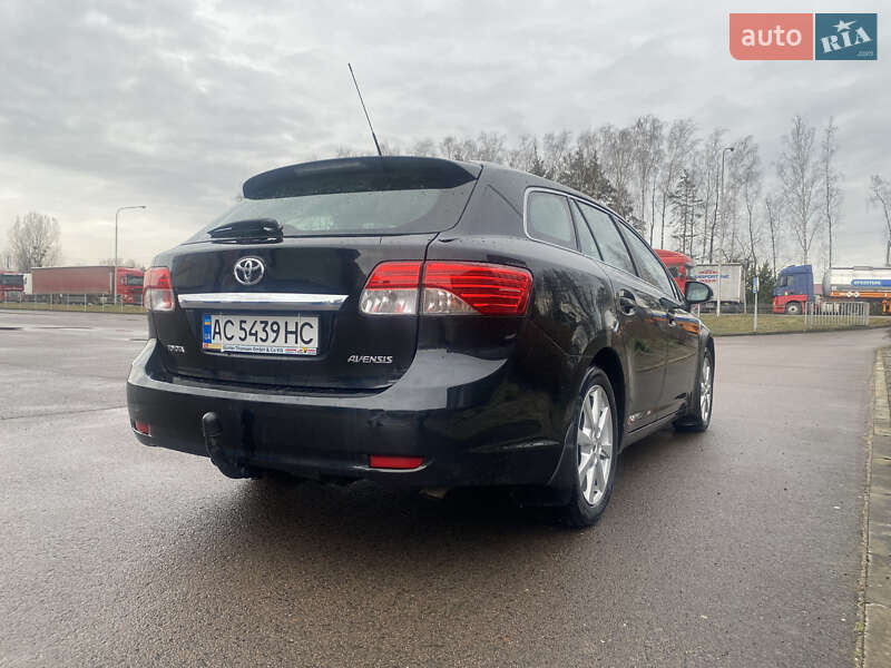 Універсал Toyota Avensis 2012 в Ковелі