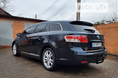 Универсал Toyota Avensis 2010 в Кривом Роге