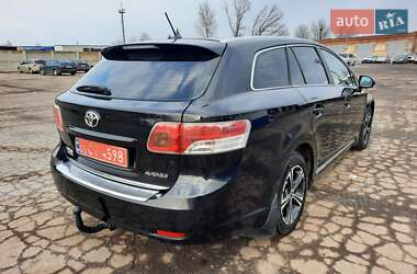 Универсал Toyota Avensis 2011 в Полтаве