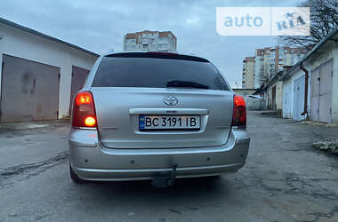 Универсал Toyota Avensis 2003 в Львове