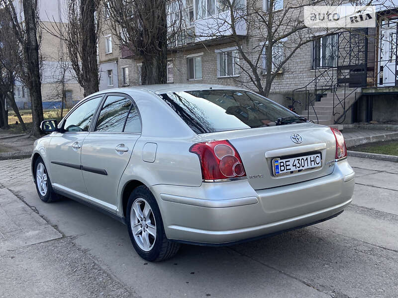 Ліфтбек Toyota Avensis 2007 в Новому Бузі