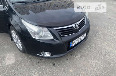 Toyota Avensis 2011