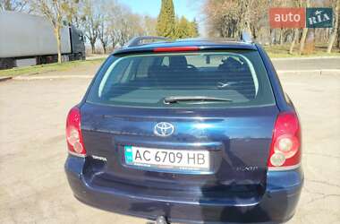 Универсал Toyota Avensis 2008 в Владимир-Волынском