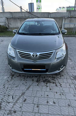 Toyota Avensis 2009