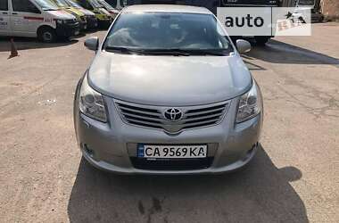 Toyota Avensis 2011