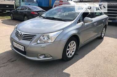 Седан Toyota Avensis 2011 в Умани