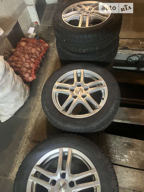 Универсал Toyota Avensis 2010 в Харькове